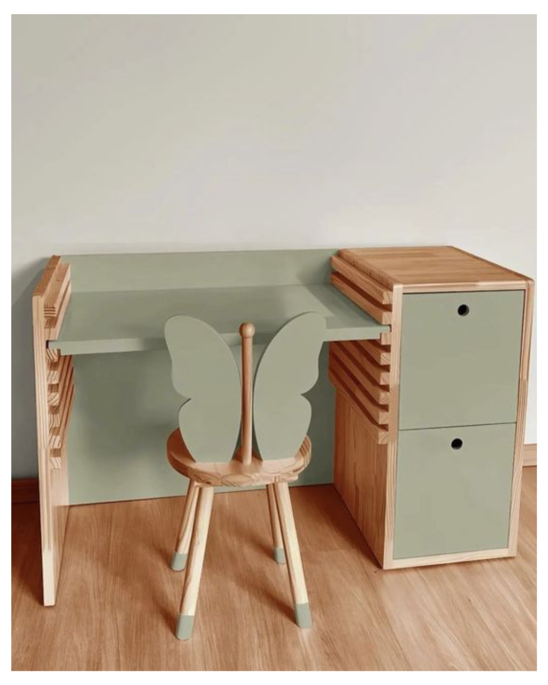 Wooden Kids Study Desk